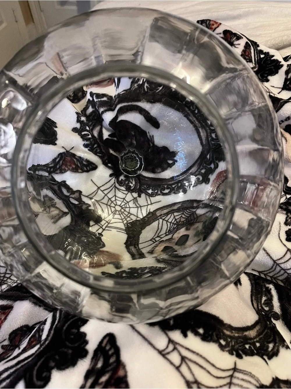 N/A large glass